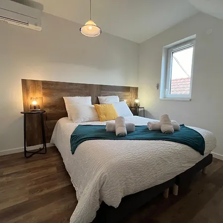 דירה La Cour De Mamama 6 *